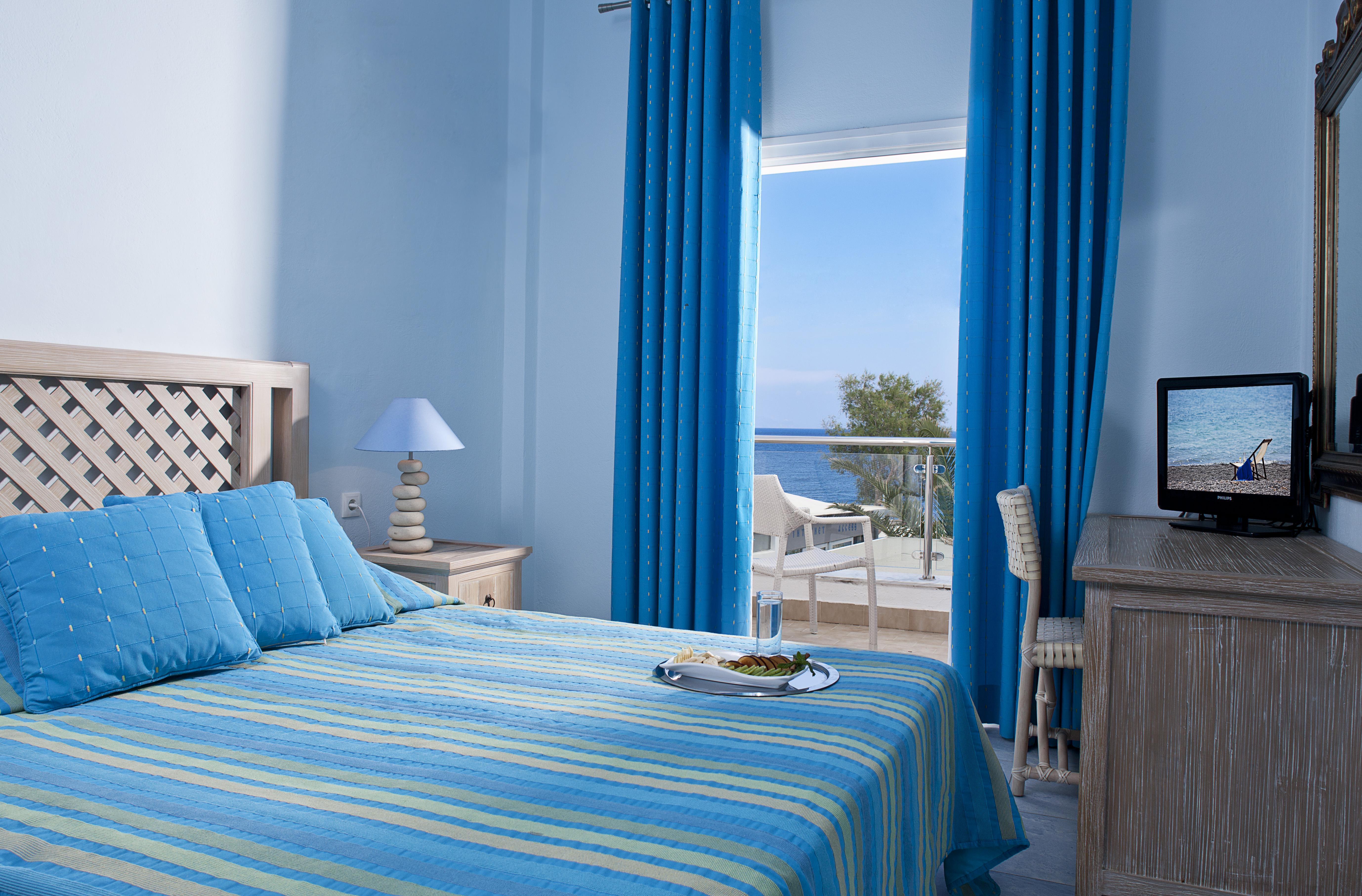 Alesahne Beach Hotel Kamári Kültér fotó