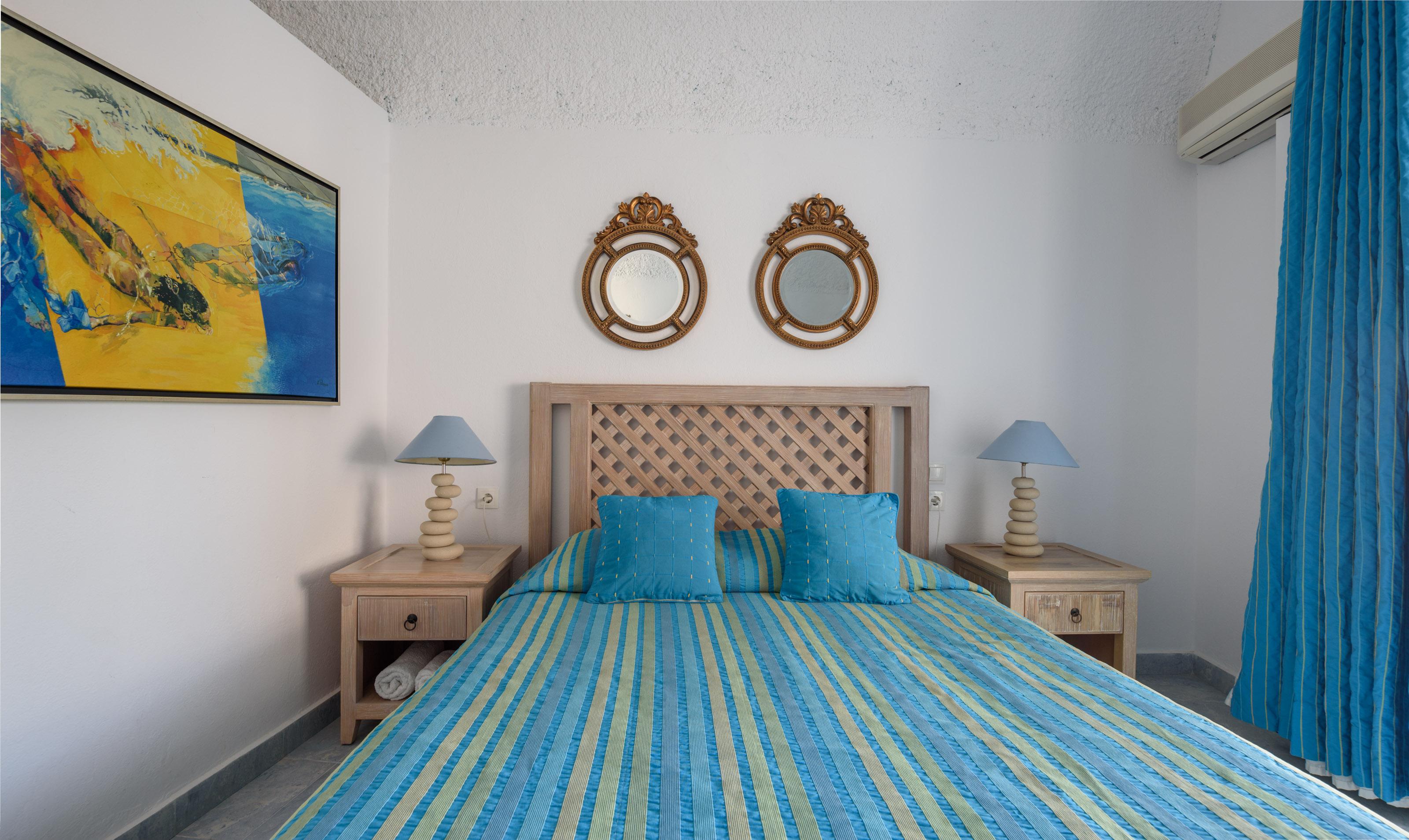 Alesahne Beach Hotel Kamári Kültér fotó