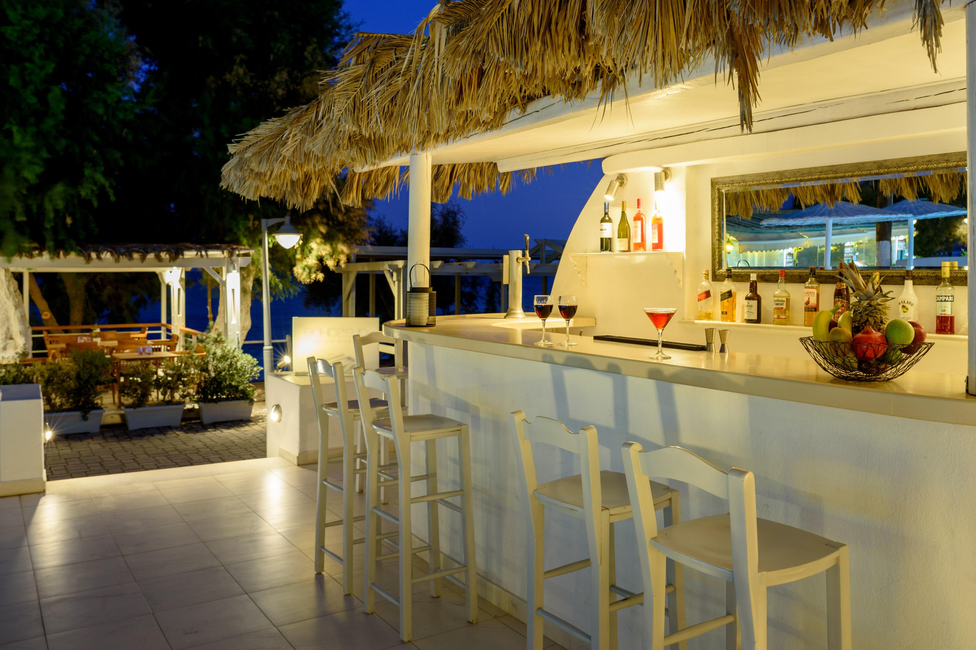 Alesahne Beach Hotel Kamári Kültér fotó